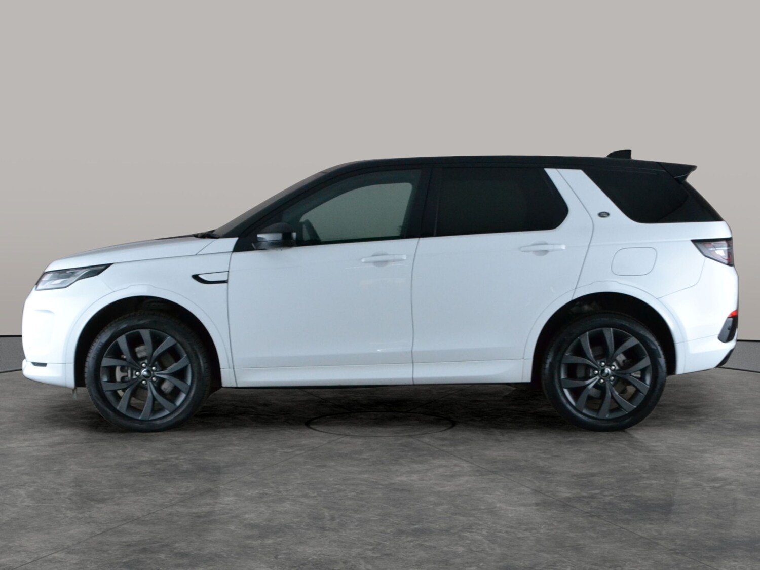 Used Land Rover Discovery Sport 2023 for sale - 78122651: Photo 12