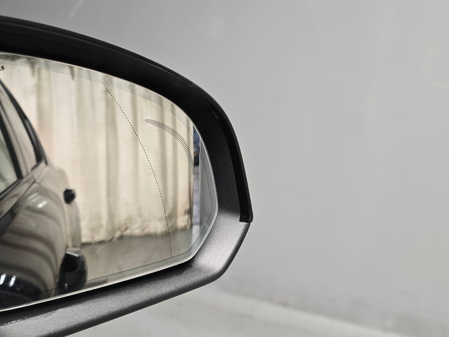 Used Volvo XC40 2024 for sale - 76908314: Photo 13