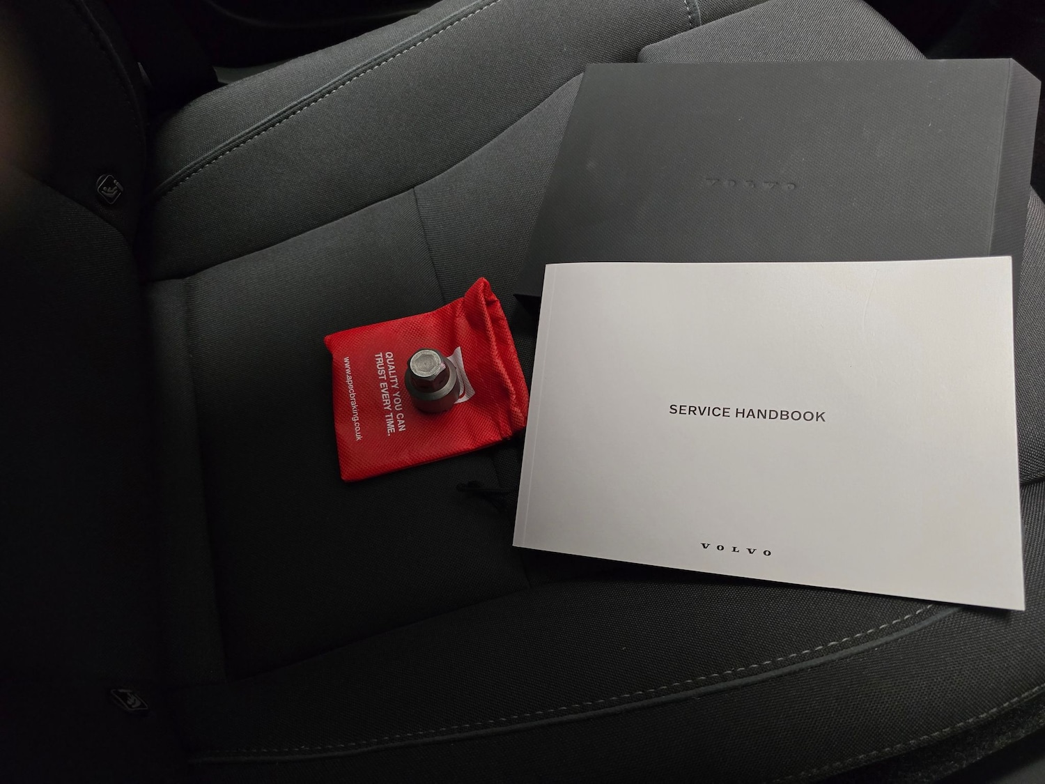 Used Volvo XC40 2024 for sale - 76908314: Photo 28