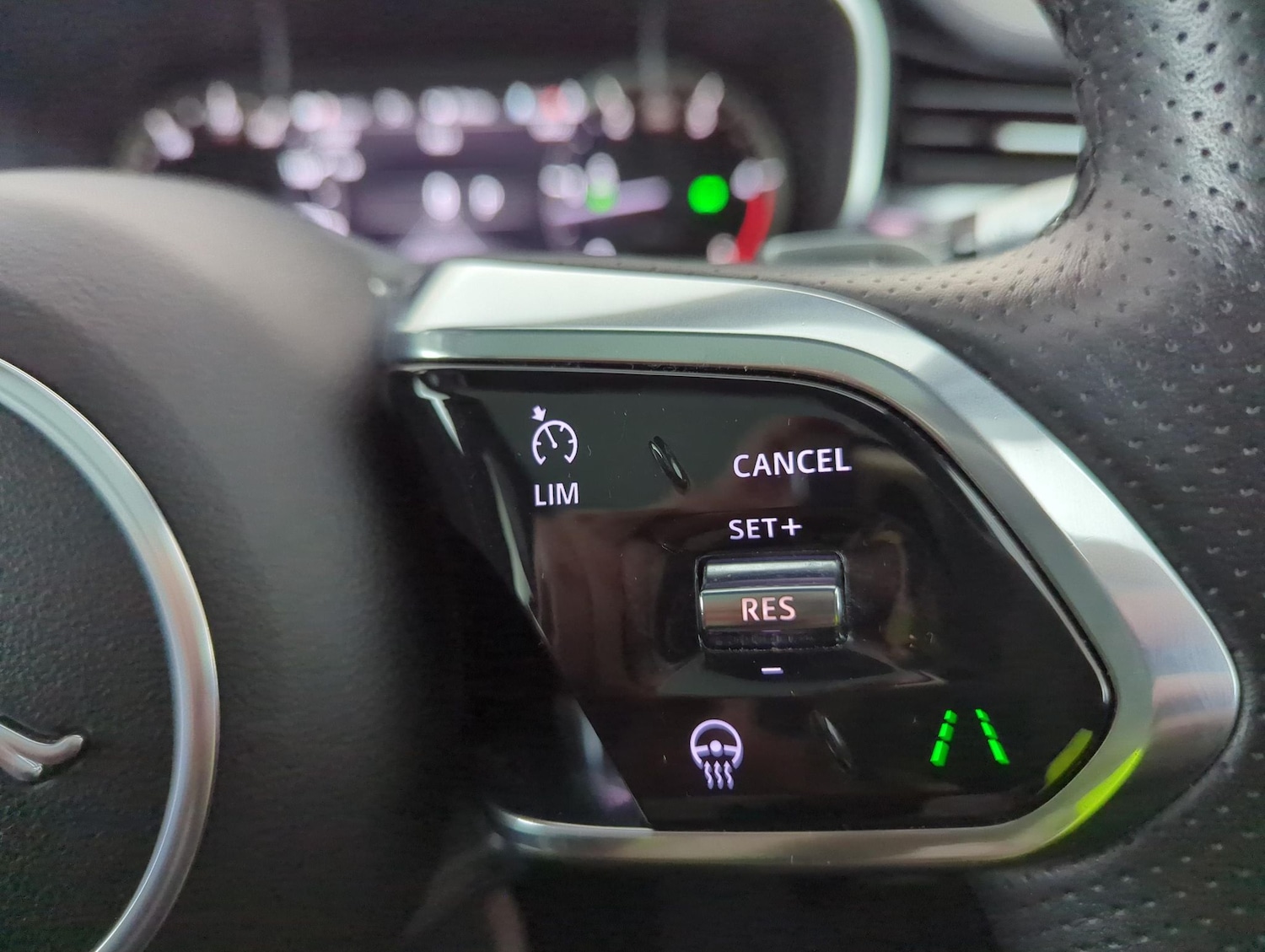 Used Jaguar F-Pace 2022 for sale - 77951112: Photo 28