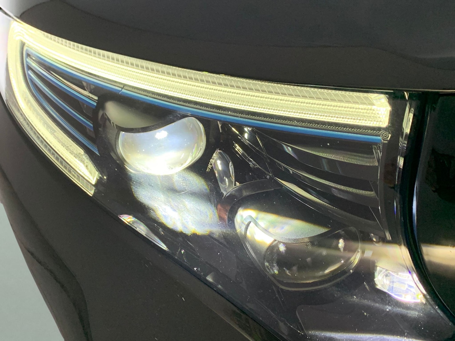 Used Mercedes-Benz EQC 2022 for sale - 76384827: Photo 8