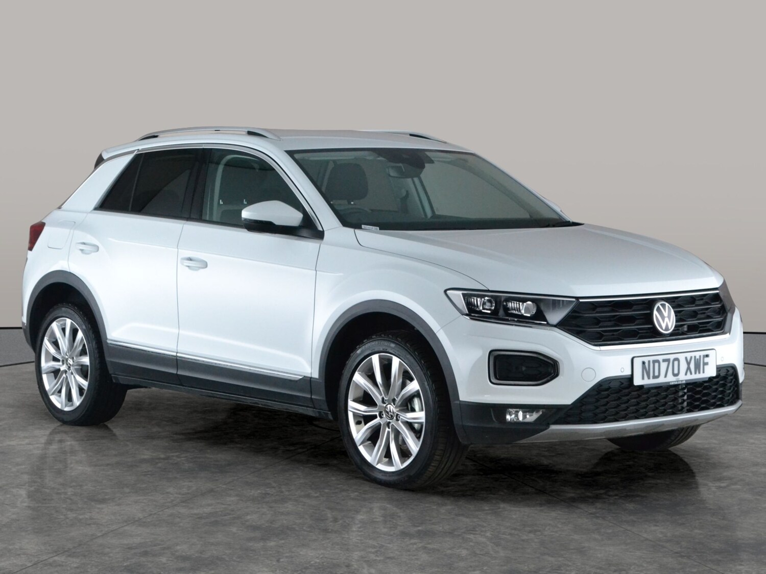 Used Volkswagen T-Roc 2021 for sale - 77917020: Photo 8