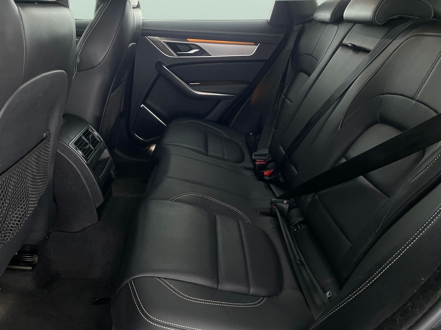 Used Jaguar F-Pace 2023 for sale - 78103939: Photo 33