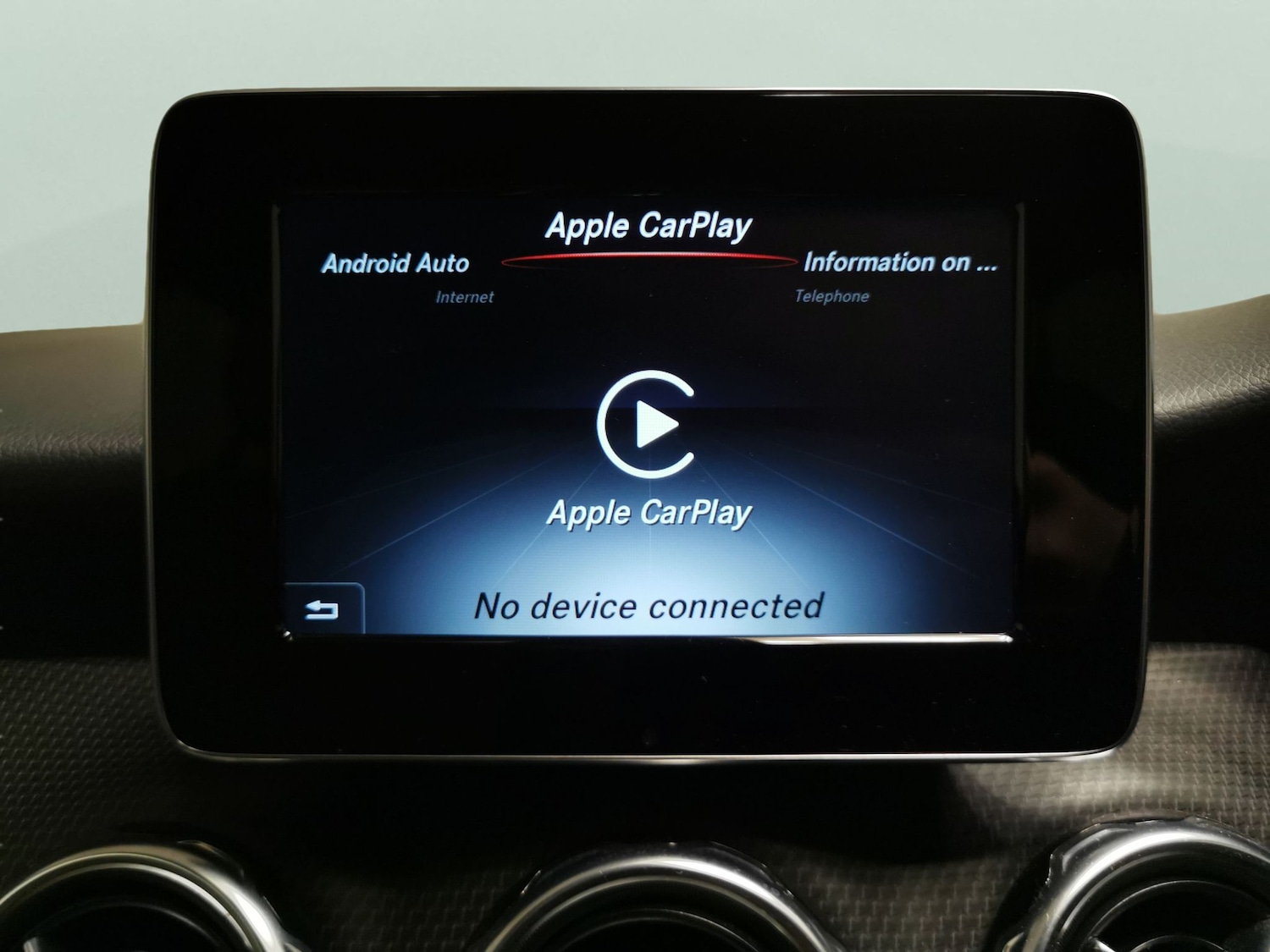 Used Mercedes-Benz GLA 2017 for sale - 78218611: Photo 16