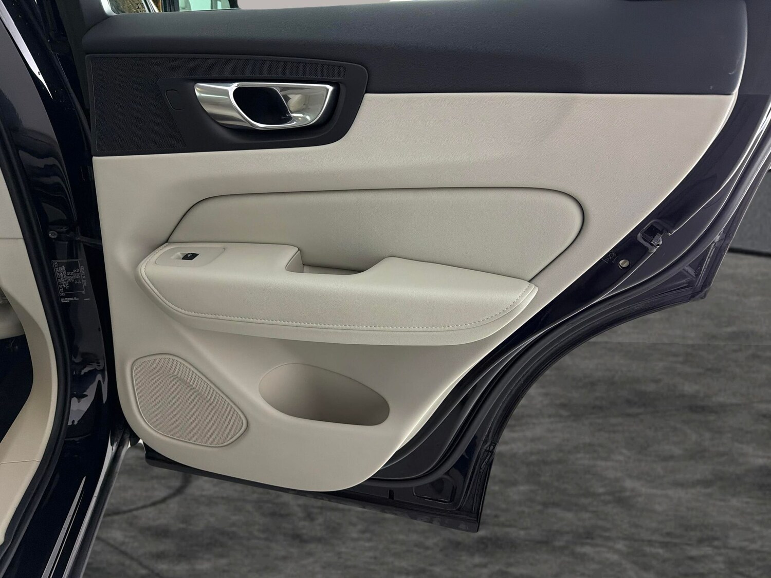 Used Volvo XC60 2022 for sale - 78095581: Photo 30