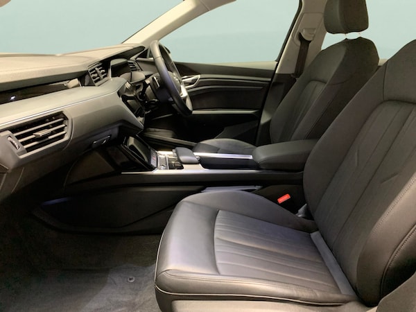 Used Audi e-tron 2022 for sale - 76244979: Photo 6