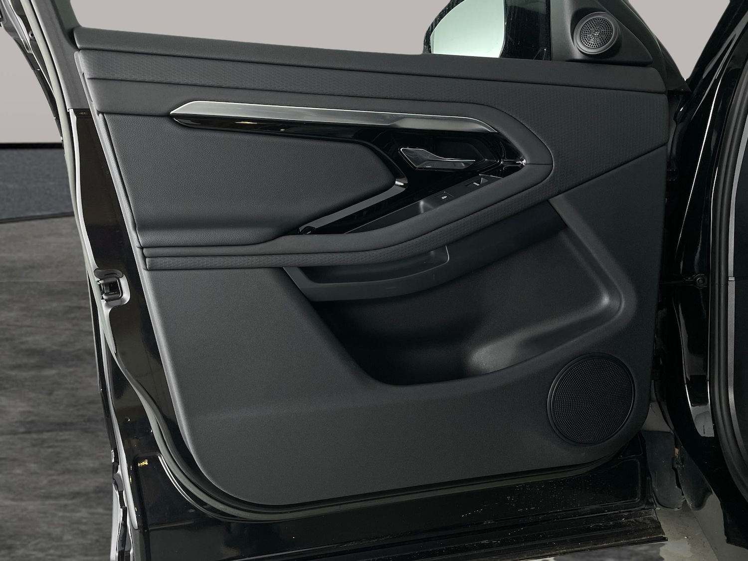 Used Land Rover Range Rover Evoque 2022 for sale - 77296497: Photo 31