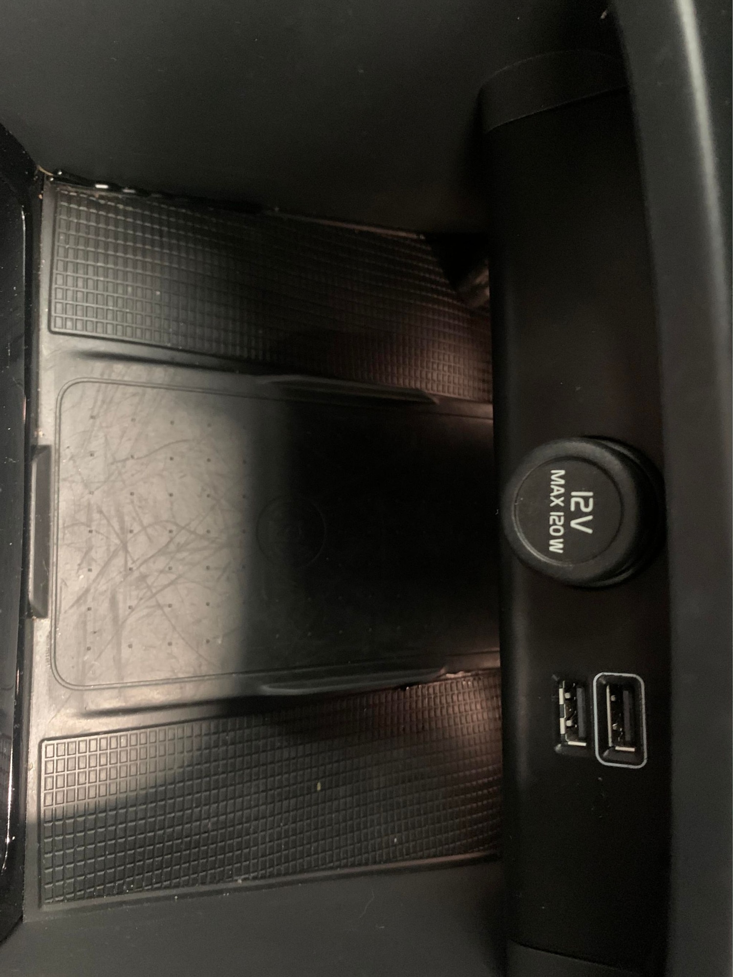 Used Volvo XC40 2021 for sale - 77043630: Photo 19