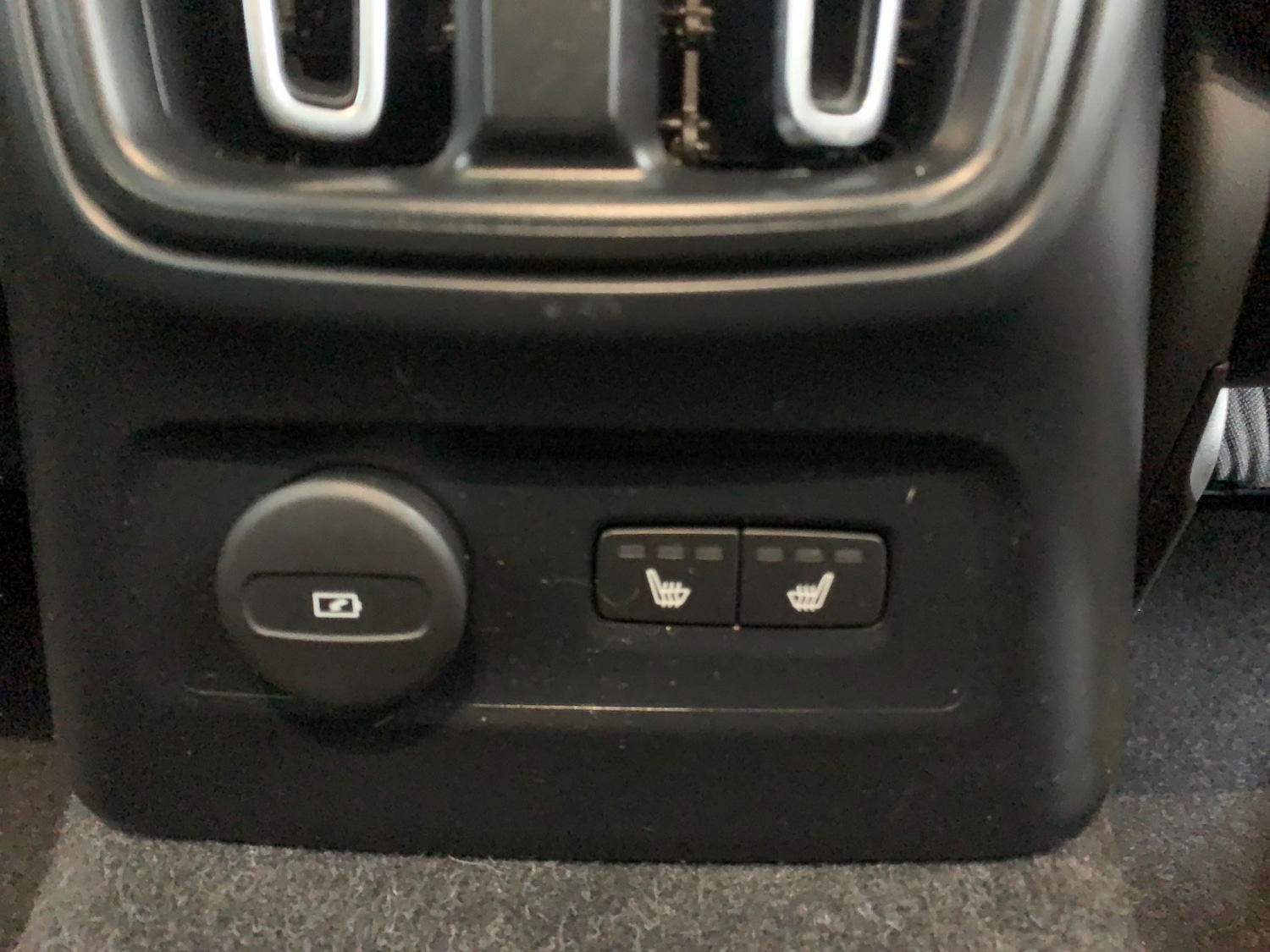 Used Volvo XC40 2021 for sale - 77043630: Photo 26