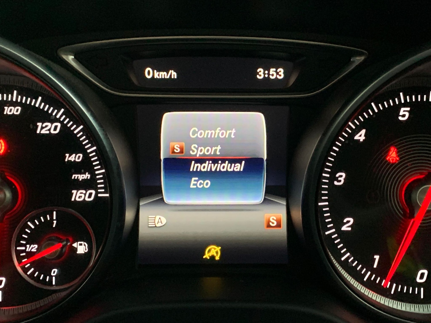 Used Mercedes-Benz GLA 2019 for sale - 76197073: Photo 24