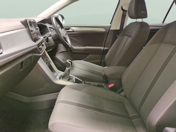 Used Volkswagen T-Roc undefined for sale - 77873012: Photo