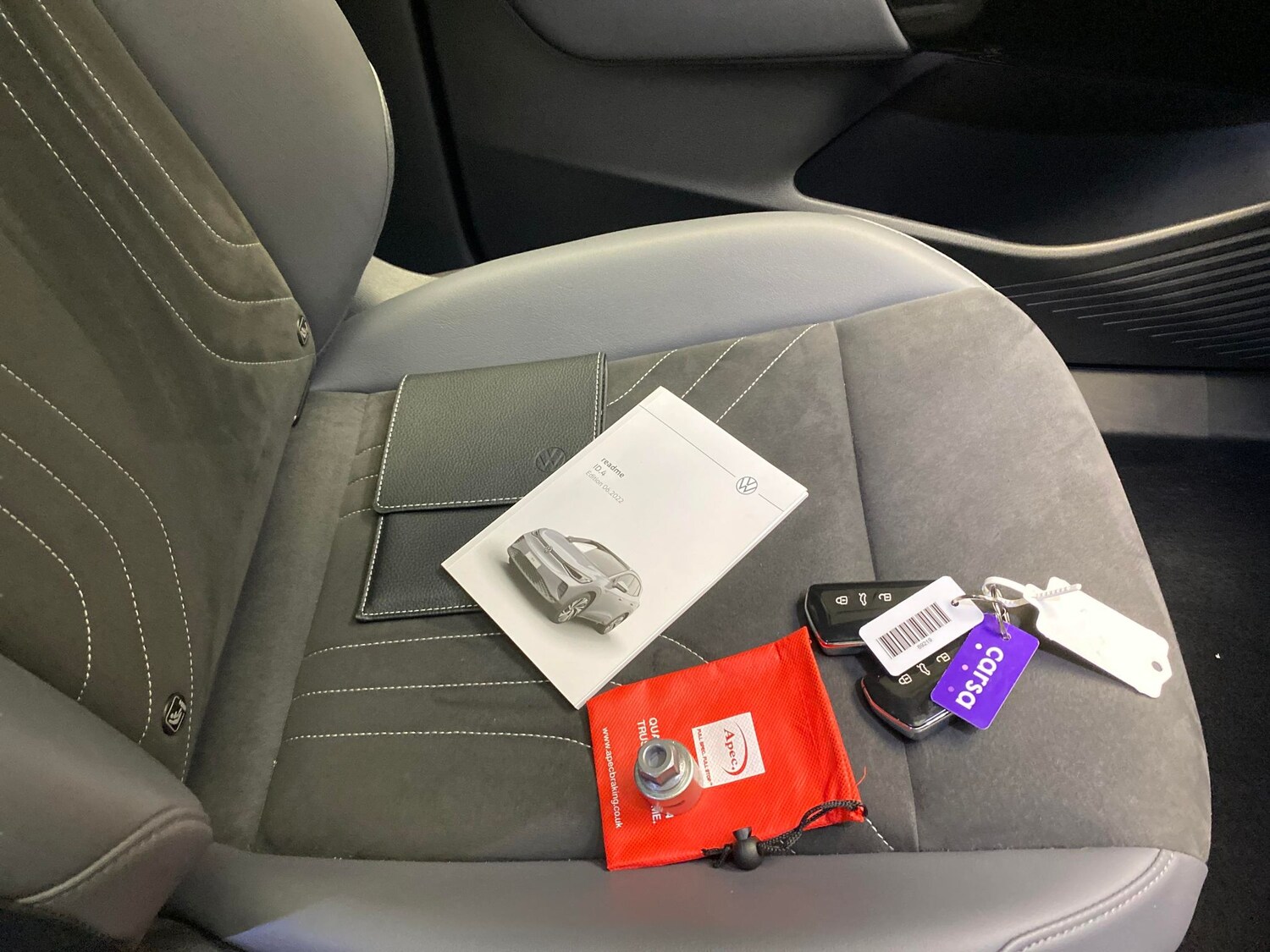 Used Volkswagen ID.4 2023 for sale - 77897344: Photo 28