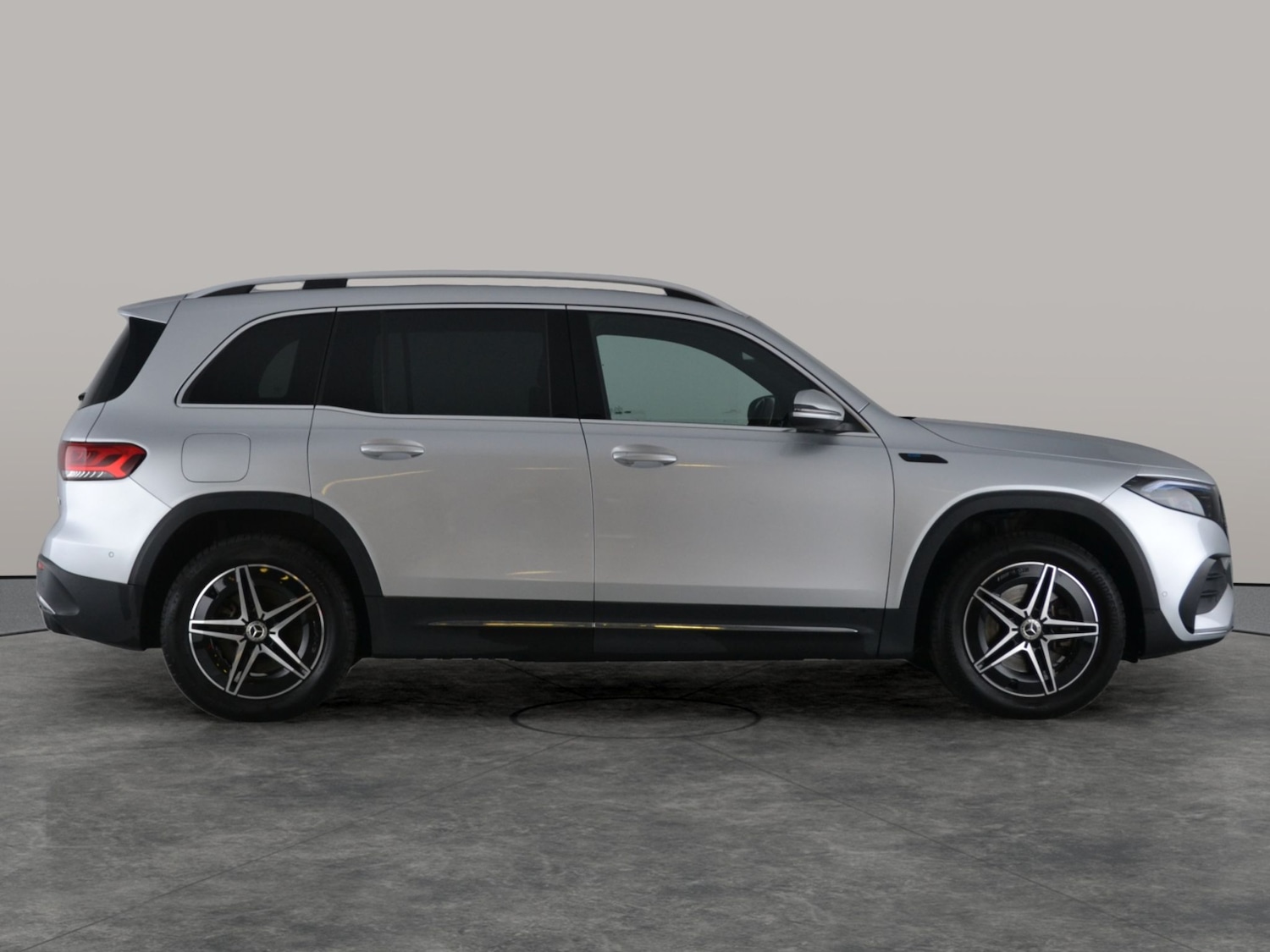 Used Mercedes-Benz EQB 2023 for sale - 78103990: Photo 11