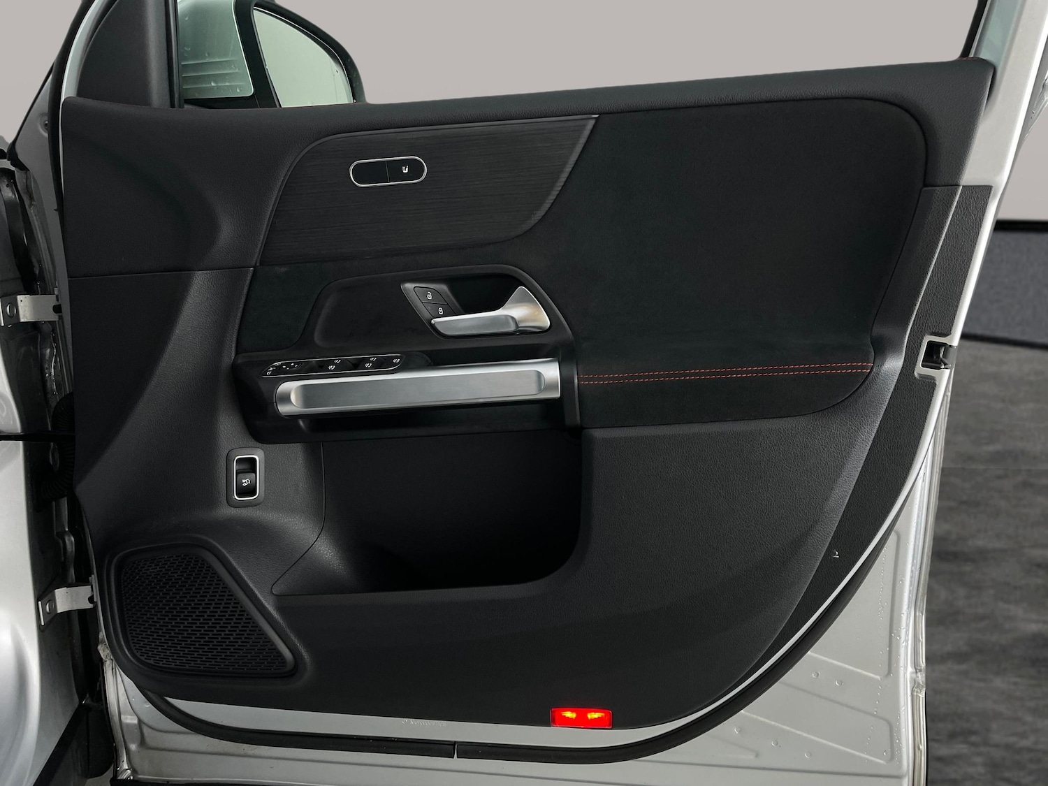 Used Mercedes-Benz EQB 2023 for sale - 78103990: Photo 34