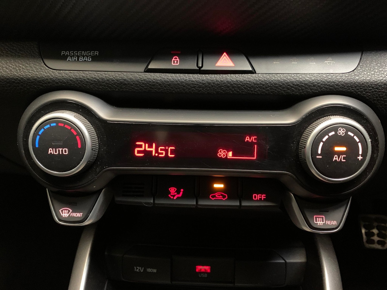 Used Kia Stonic 2022 for sale - 76919484: Photo 18