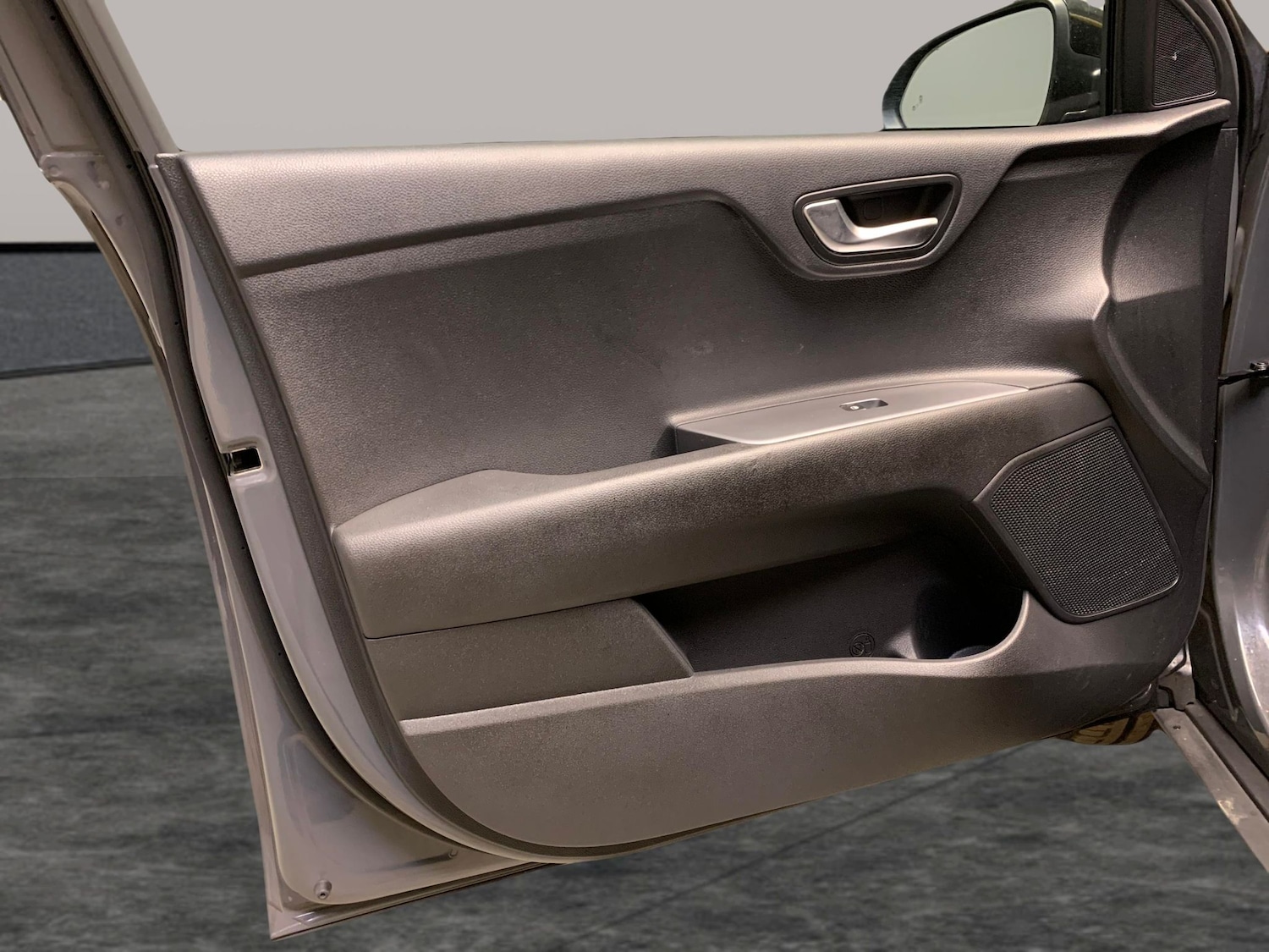 Used Kia Stonic 2022 for sale - 76919484: Photo 27