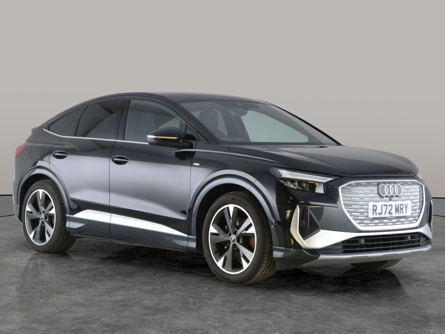 Used Audi Q4 e-tron 2022 for sale - 77660770: Photo 12