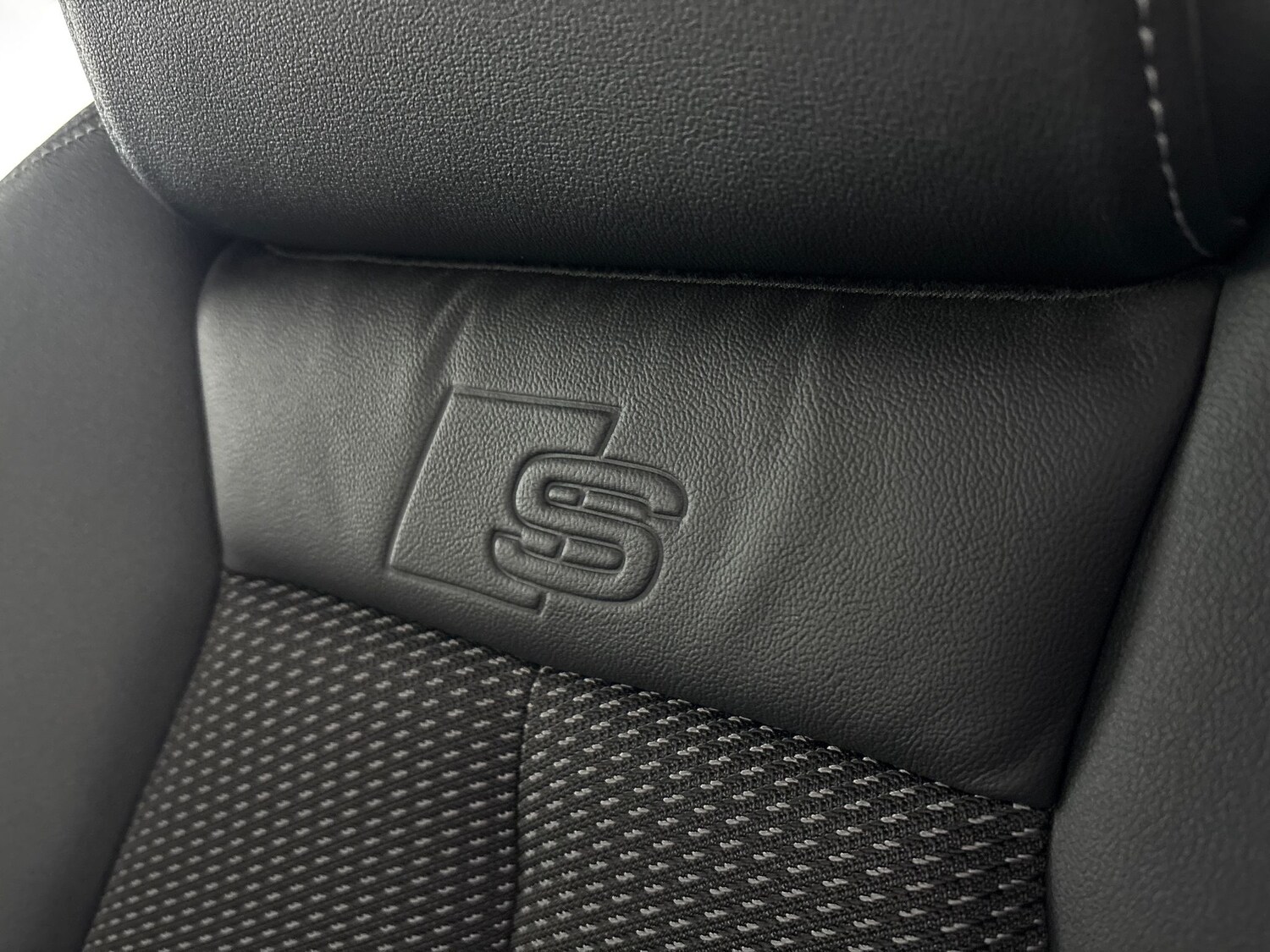 Used Audi Q4 e-tron 2022 for sale - 77660770: Photo 27