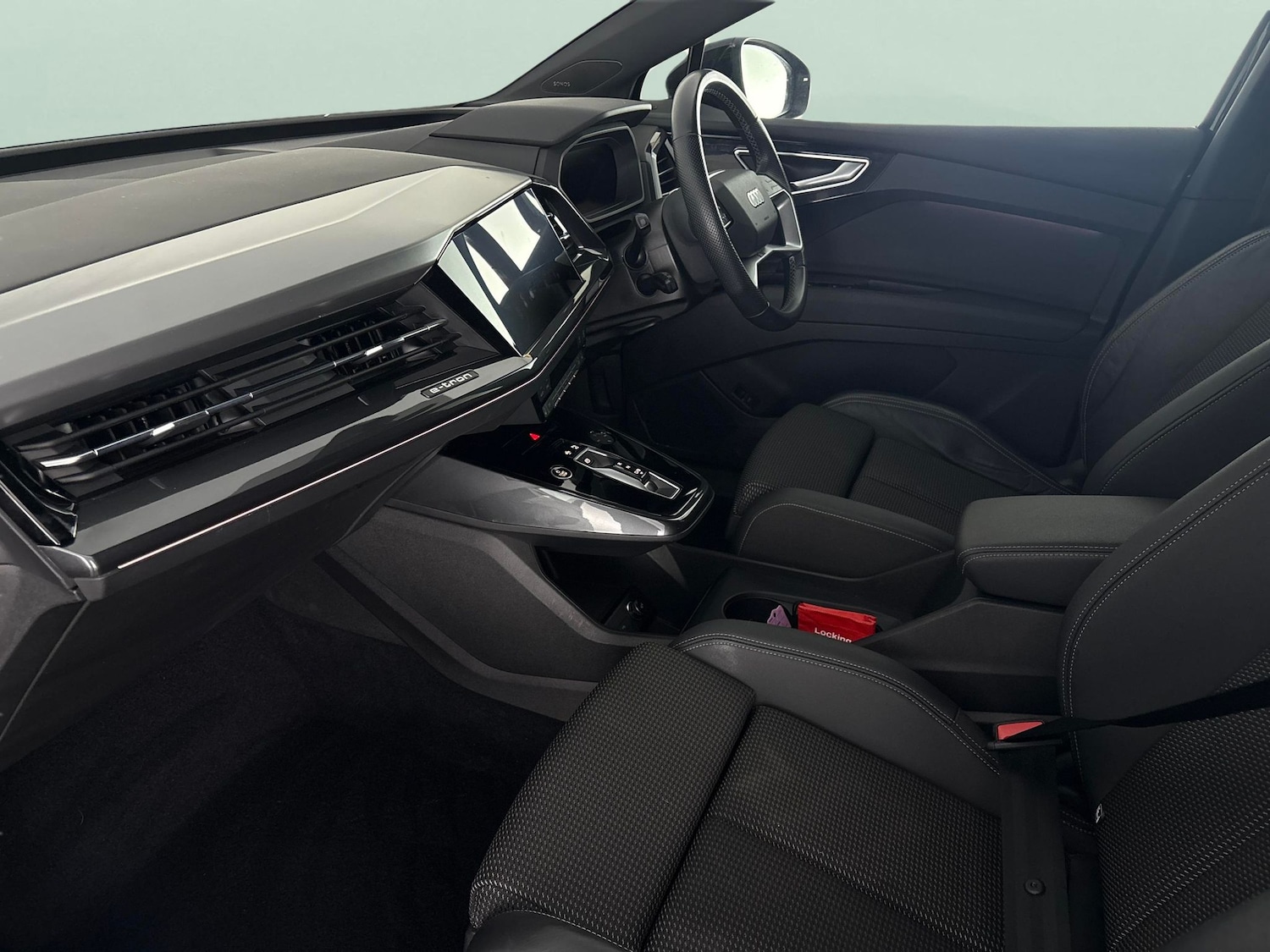 Used Audi Q4 e-tron 2022 for sale - 77660770: Photo 4