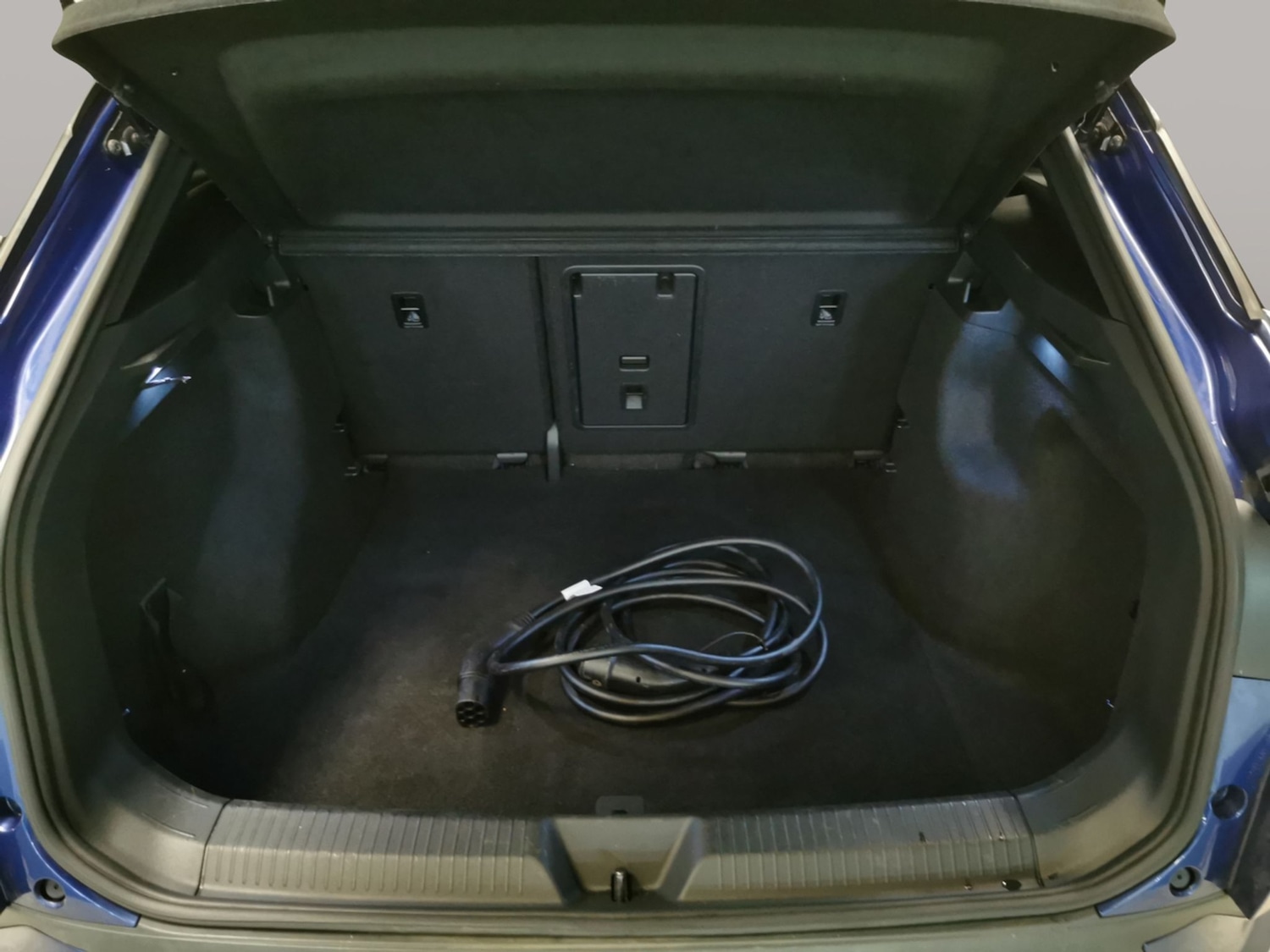 Used Volkswagen ID.4 2022 for sale - 77833695: Photo 37