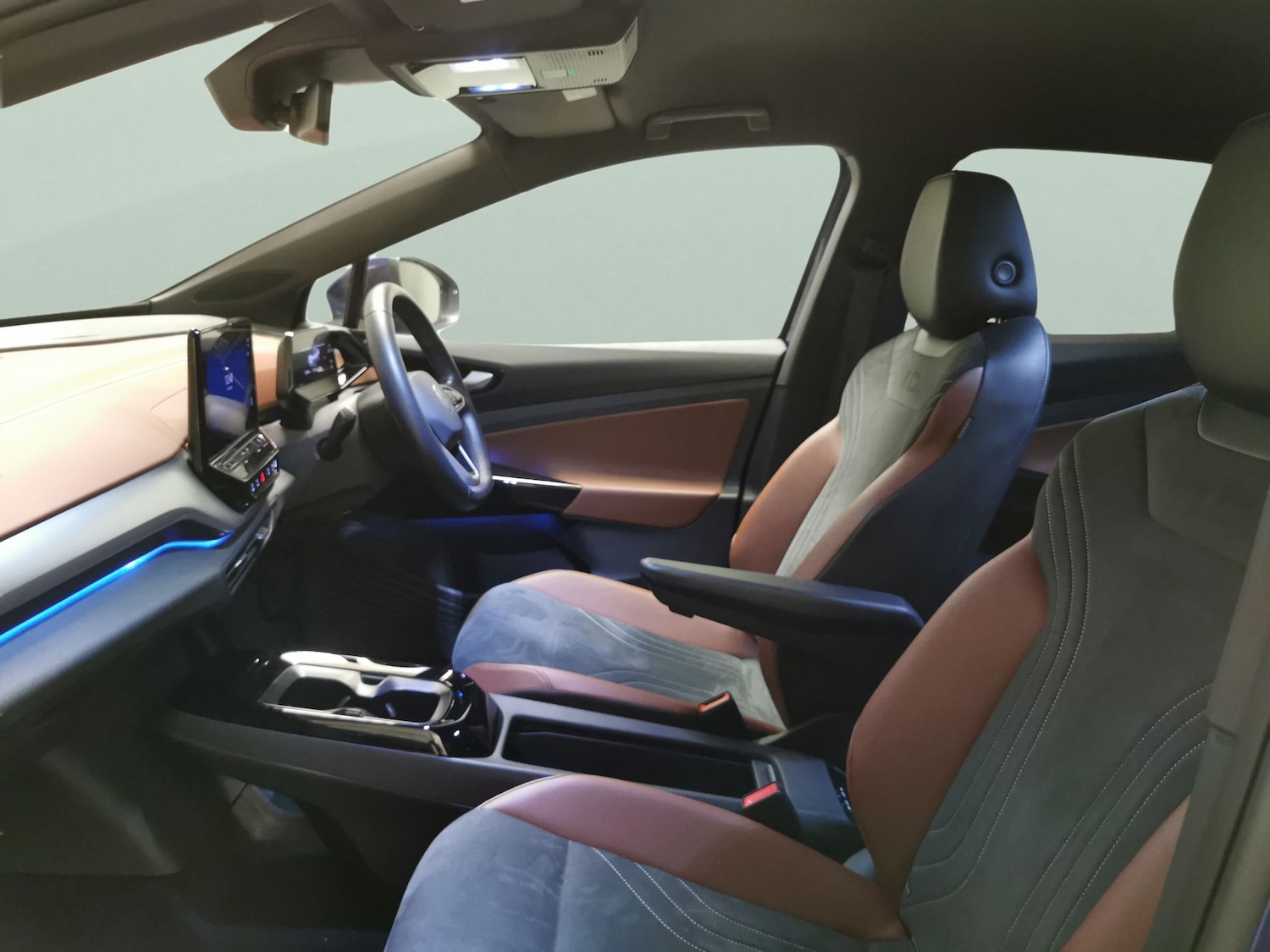 Used Volkswagen ID.4 2022 for sale - 77833695: Photo 4