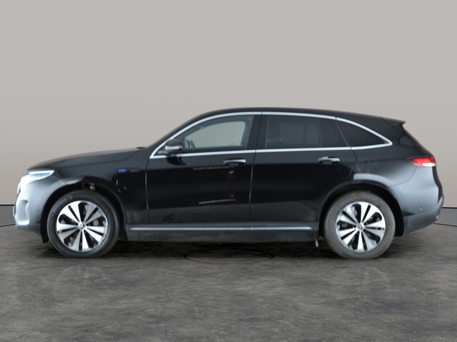 Used Mercedes-Benz EQC 2021 for sale - 76935189: Photo 14