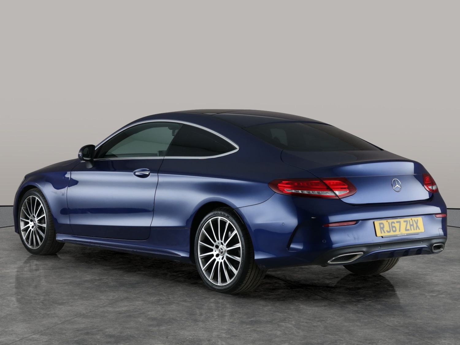 Used Mercedes-Benz C Class 2018 for sale - 77059216: Photo 12