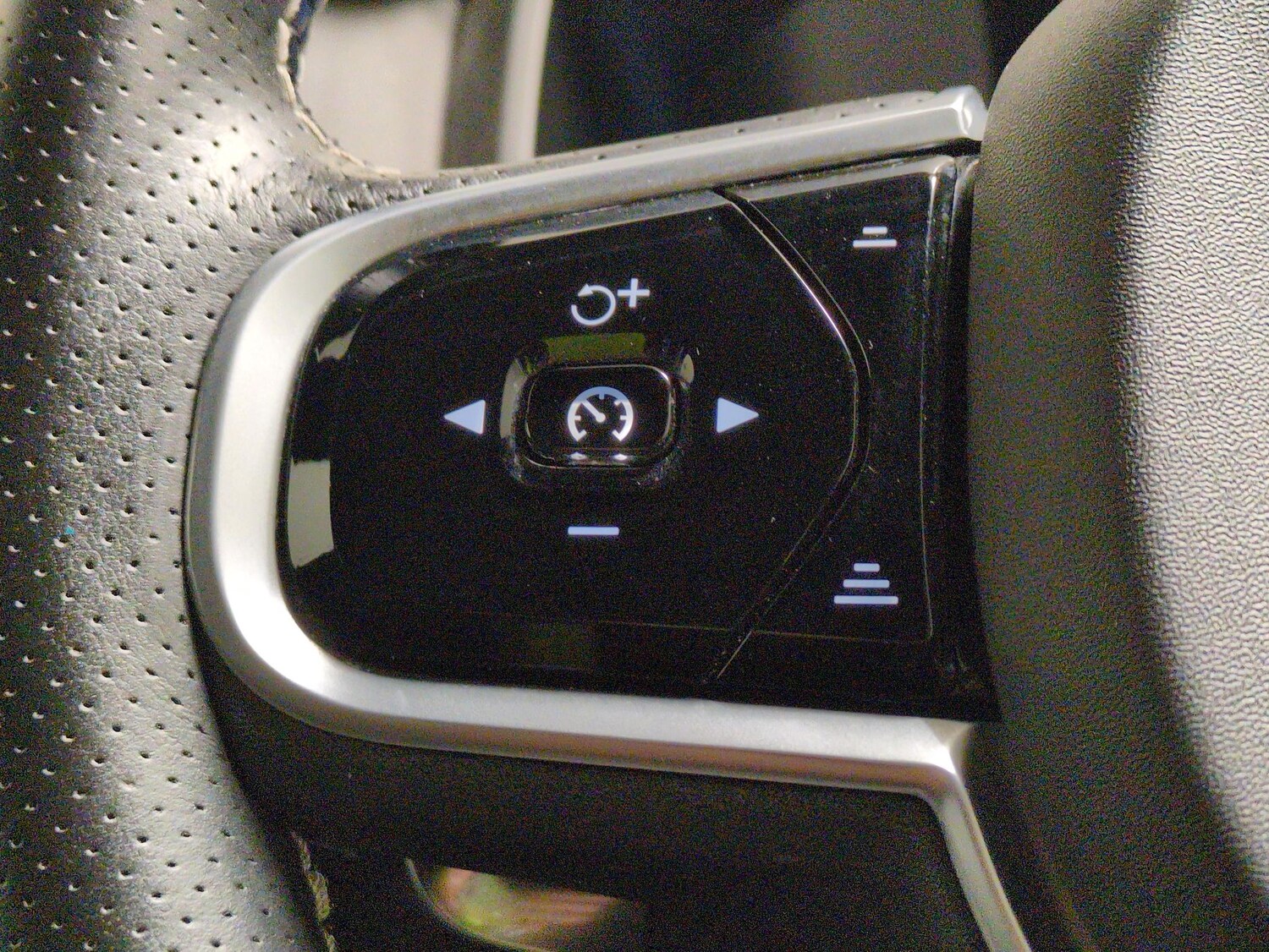 Used Volvo V90 2019 for sale - 77519666: Photo 18