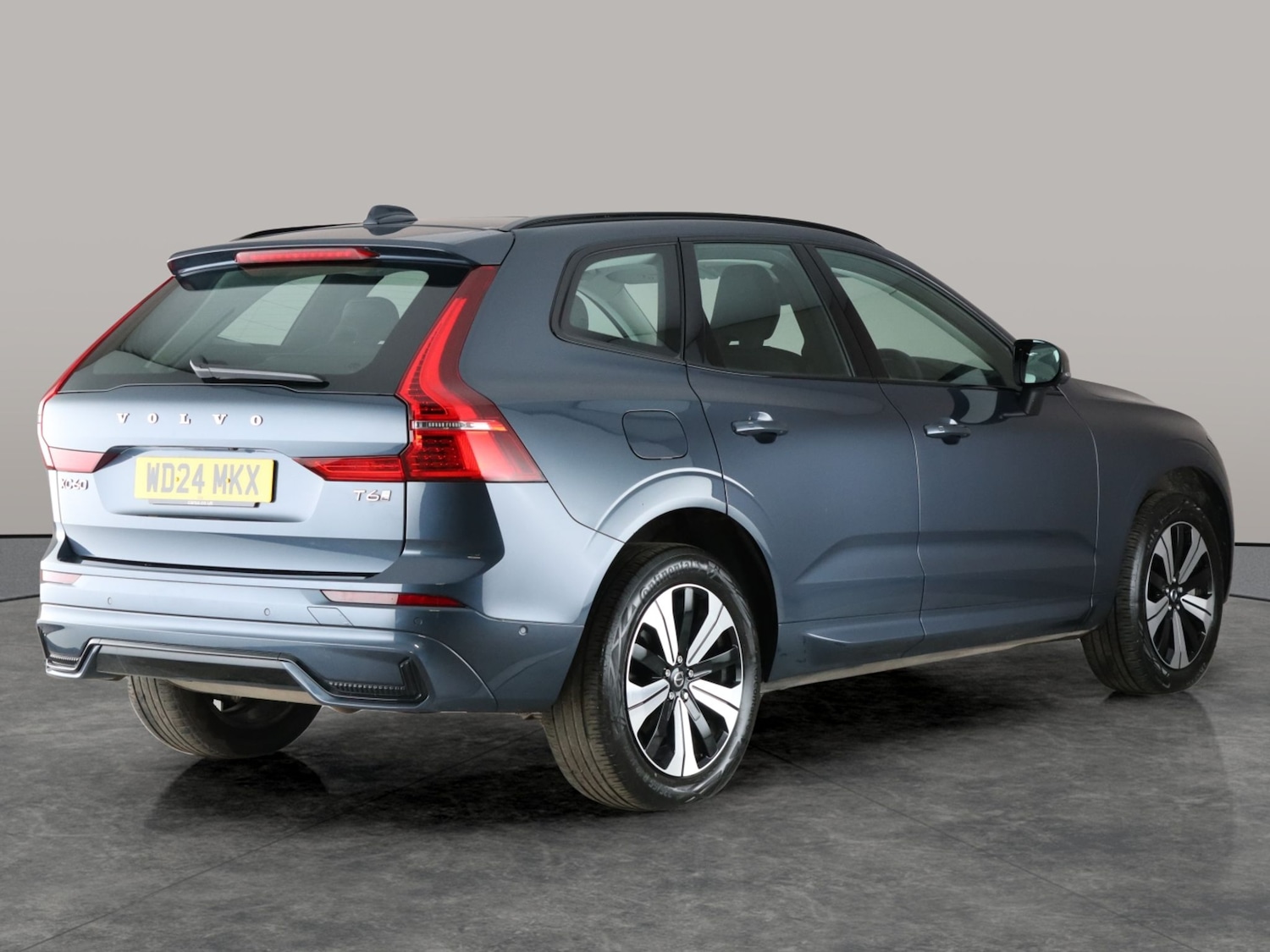 Used Volvo XC60 2024 for sale - 76664688: Photo 13