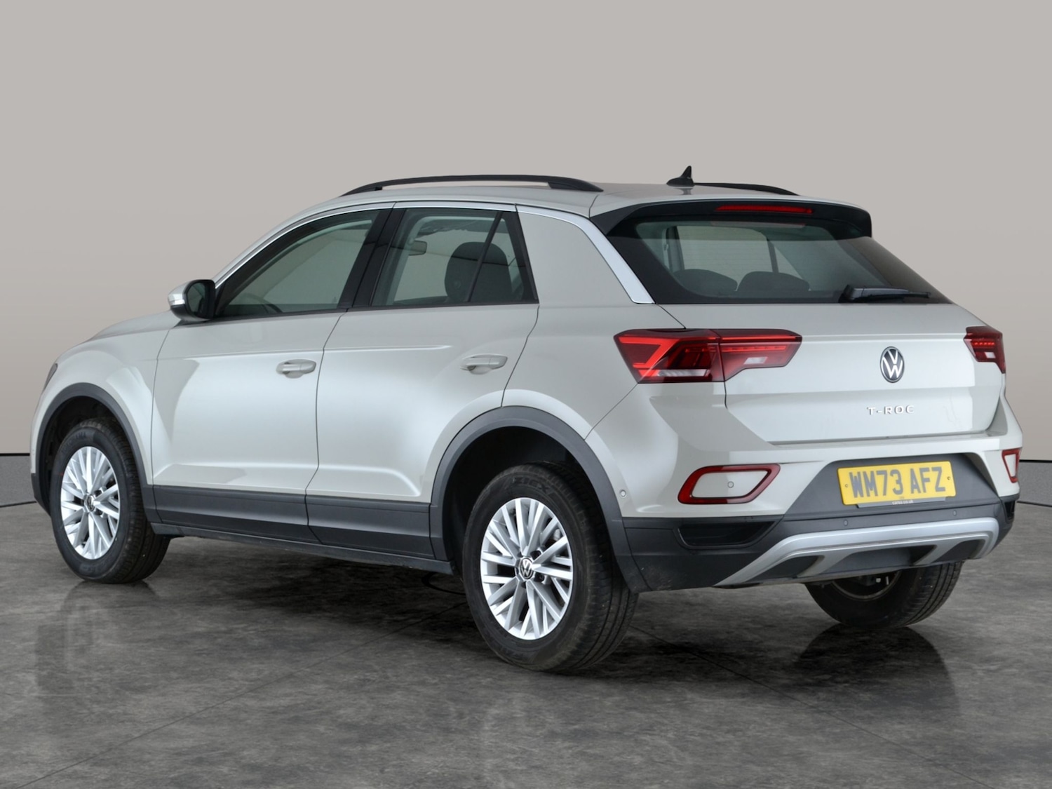 Used Volkswagen T-Roc for sale - 77221434: Photo 10