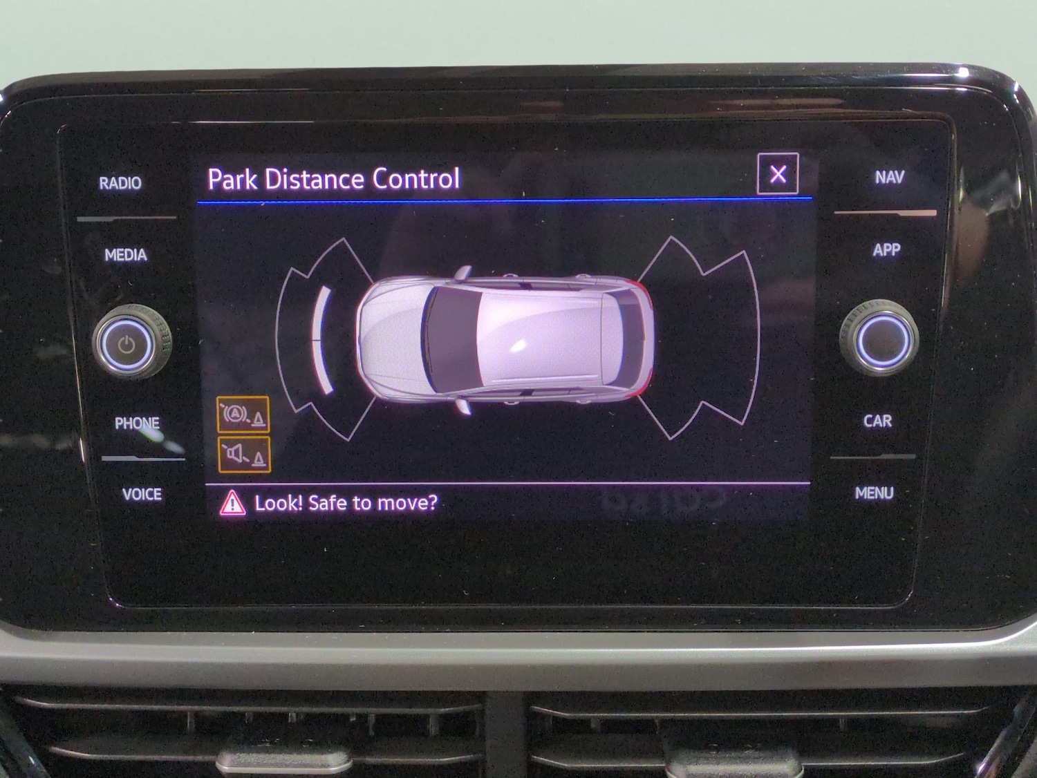 Used Volkswagen T-Roc for sale - 77221434: Photo 14