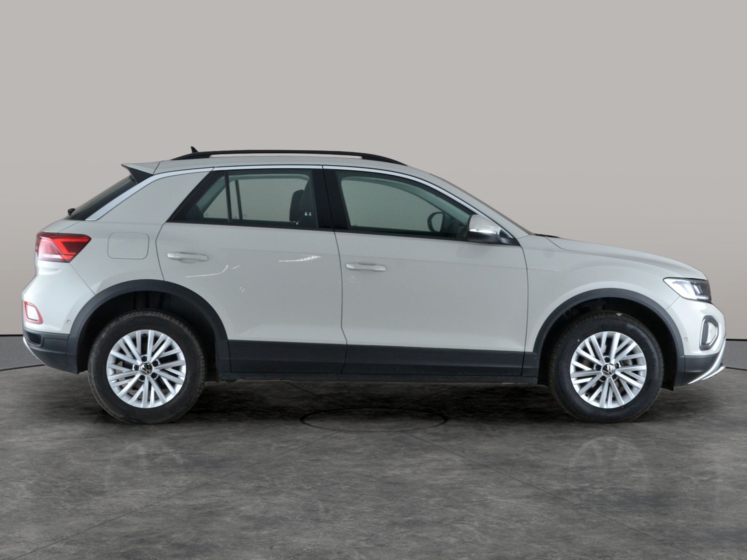 Used Volkswagen T-Roc for sale - 77221434: Photo 7