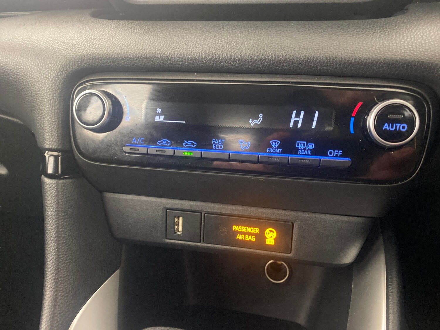 Used Toyota Yaris 2023 for sale - 77530011: Photo 15