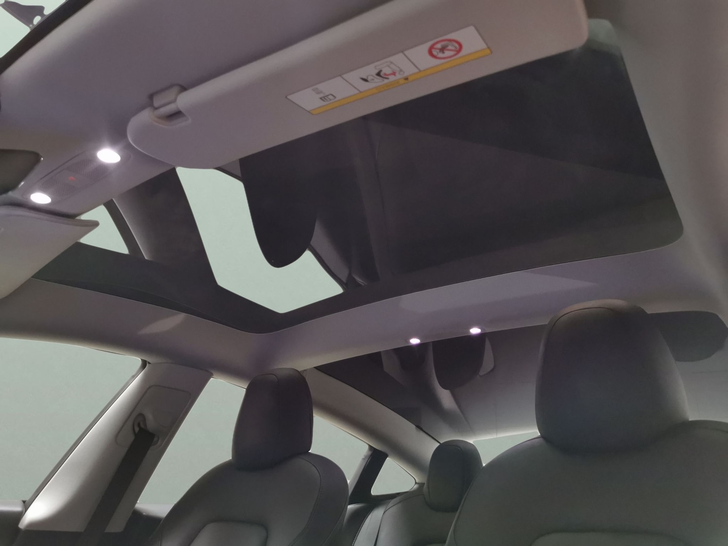 Used Tesla Model 3 2020 for sale - 77198609: Photo 5