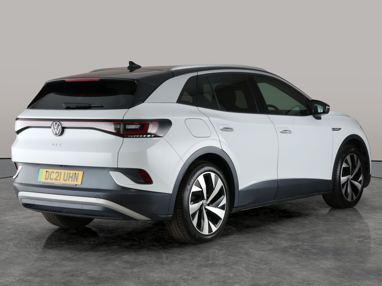 Used Volkswagen ID.4 2021 for sale - 76704087: Photo 10