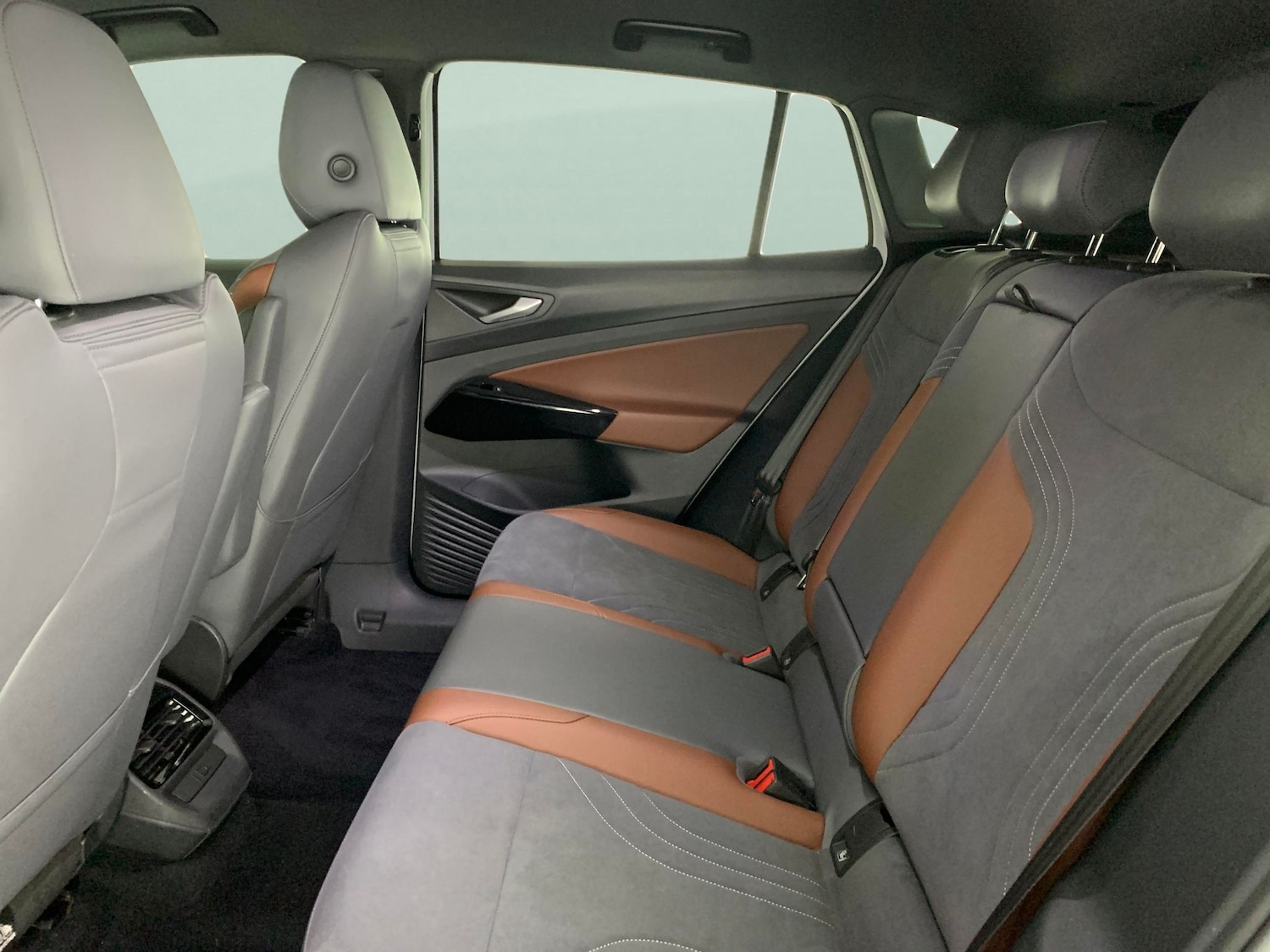 Used Volkswagen ID.4 2021 for sale - 76704087: Photo 27