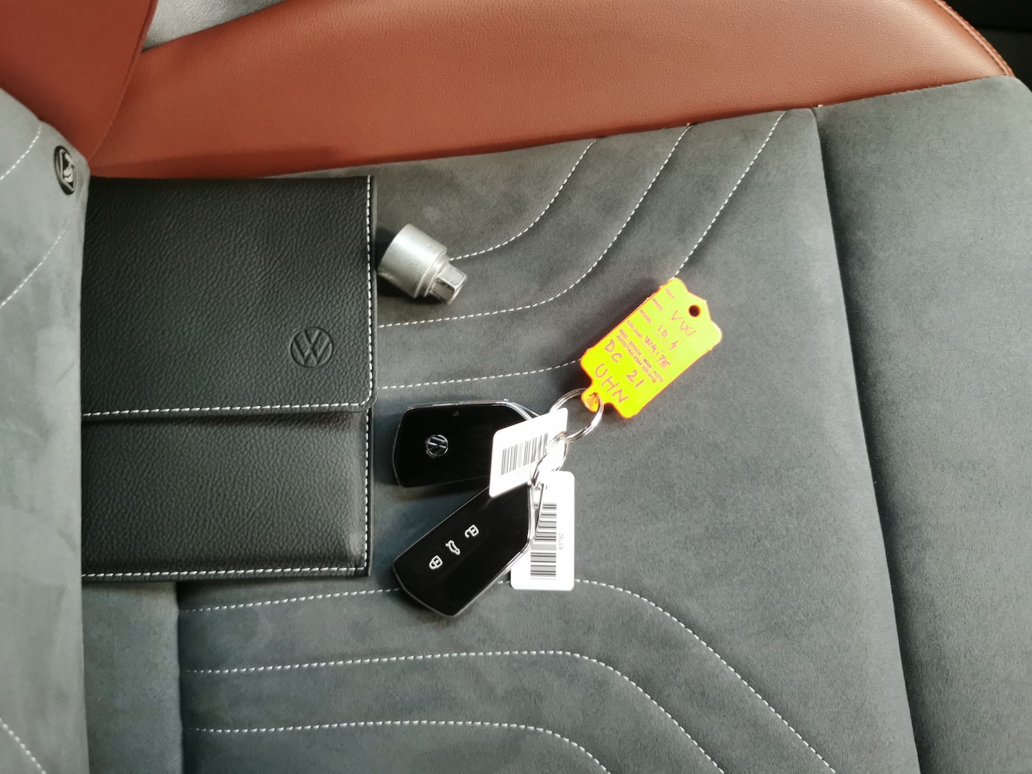 Used Volkswagen ID.4 2021 for sale - 76704087: Photo 32