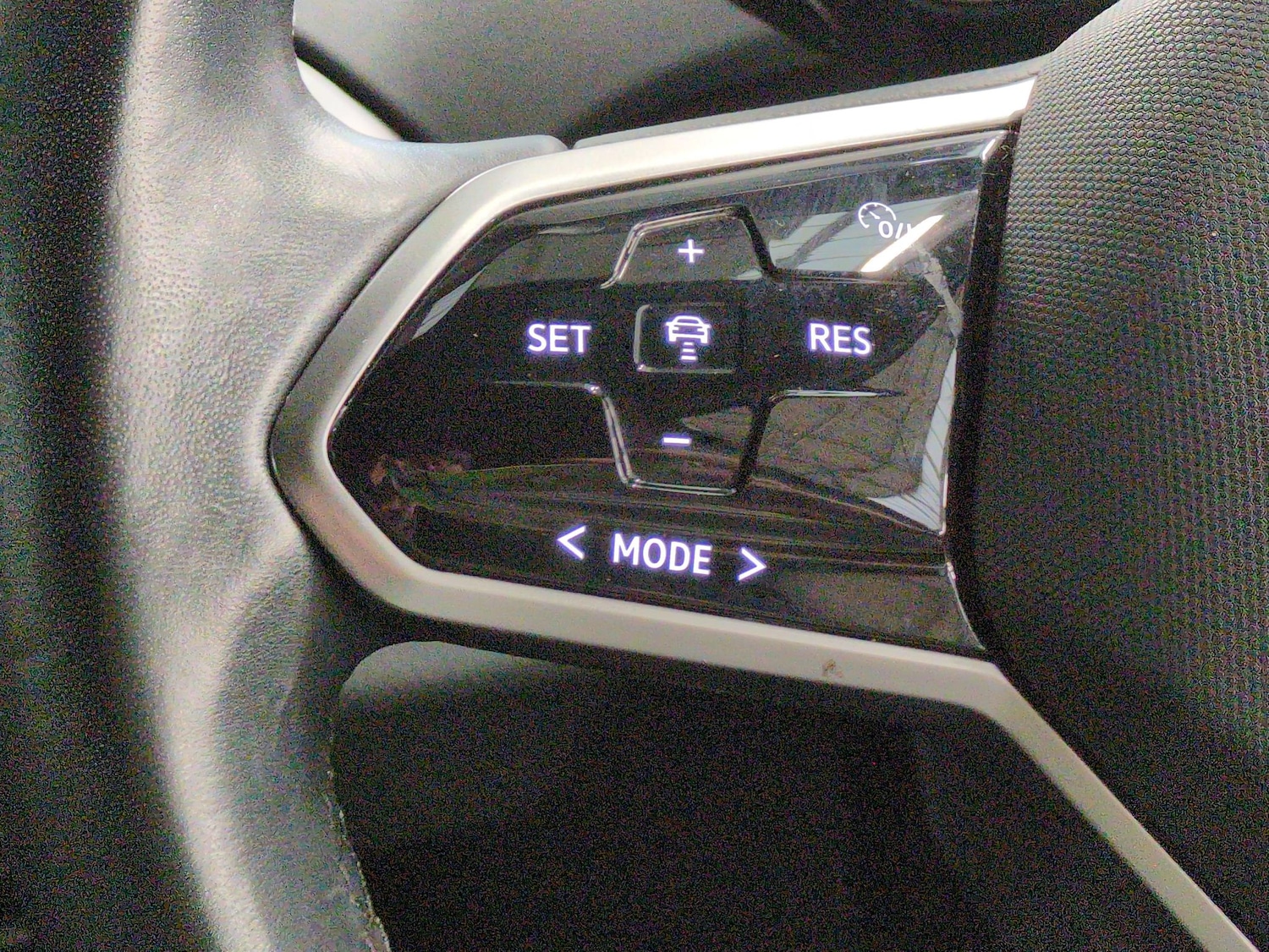 Used Volkswagen ID.4 2021 for sale - 76704103: Photo 21