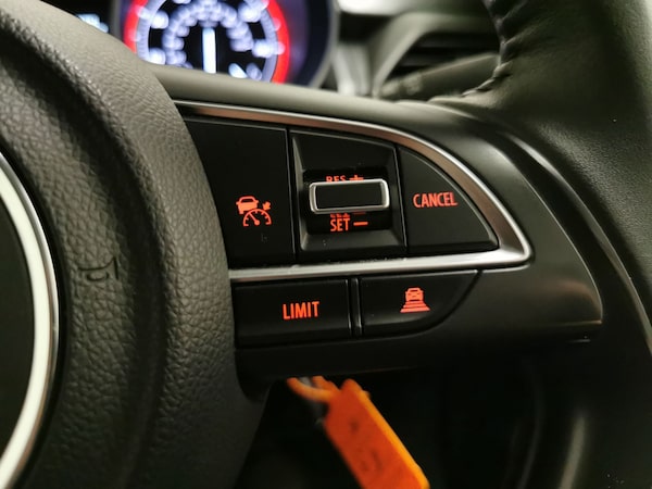 Used Suzuki Swift 2023 for sale - 76330912: Photo 26