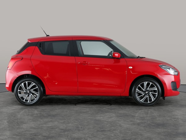 Used Suzuki Swift 2023 for sale - 76330912: Photo 9