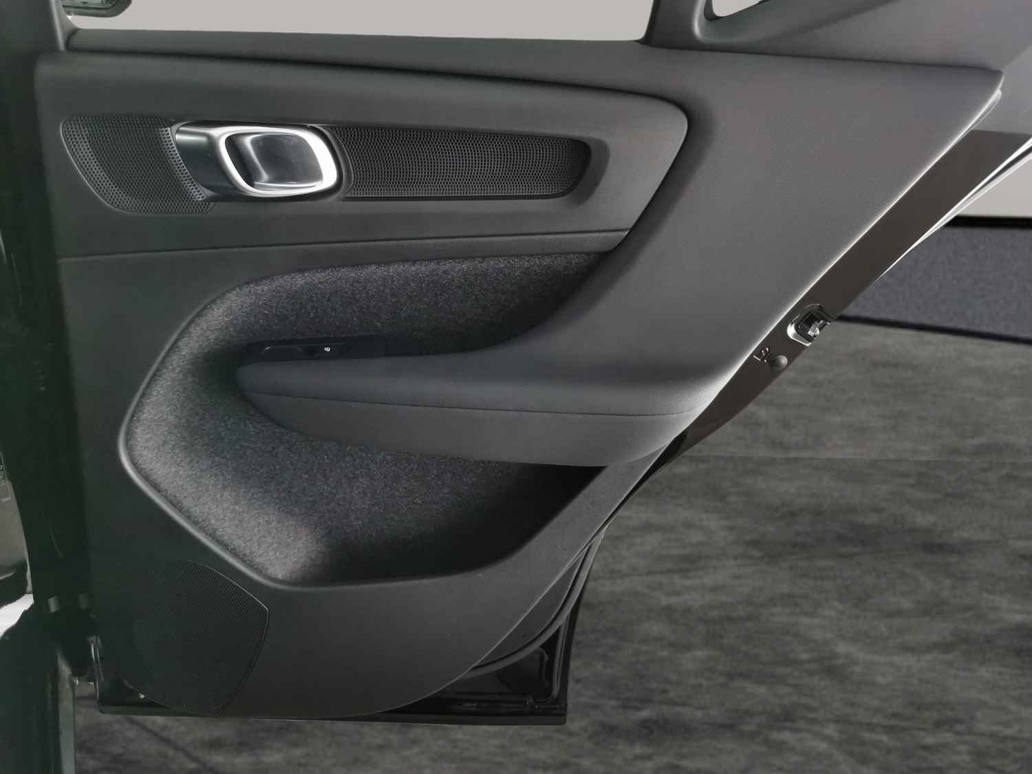 Used Volvo XC40 2024 for sale - 77389372: Photo 30