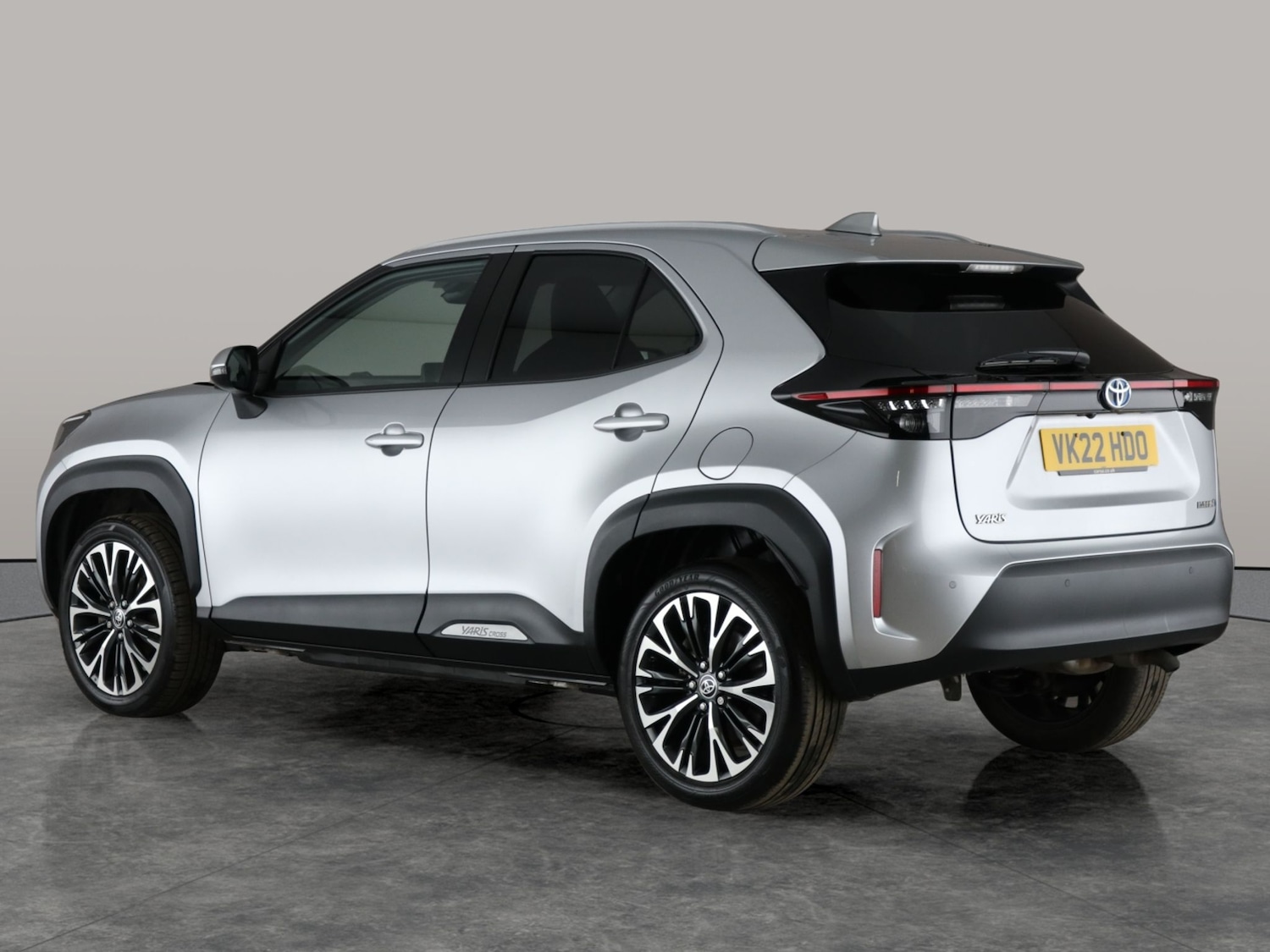 Used Toyota Yaris Cross 2022 for sale - 76636234: Photo 12