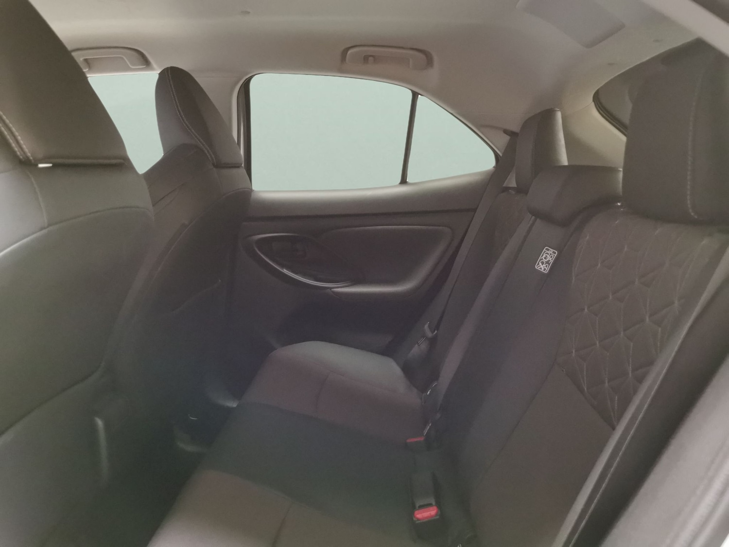 Used Toyota Yaris Cross 2022 for sale - 76636234: Photo 30