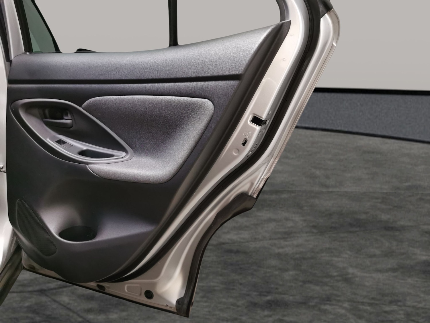 Used Toyota Yaris Cross 2022 for sale - 76636234: Photo 33