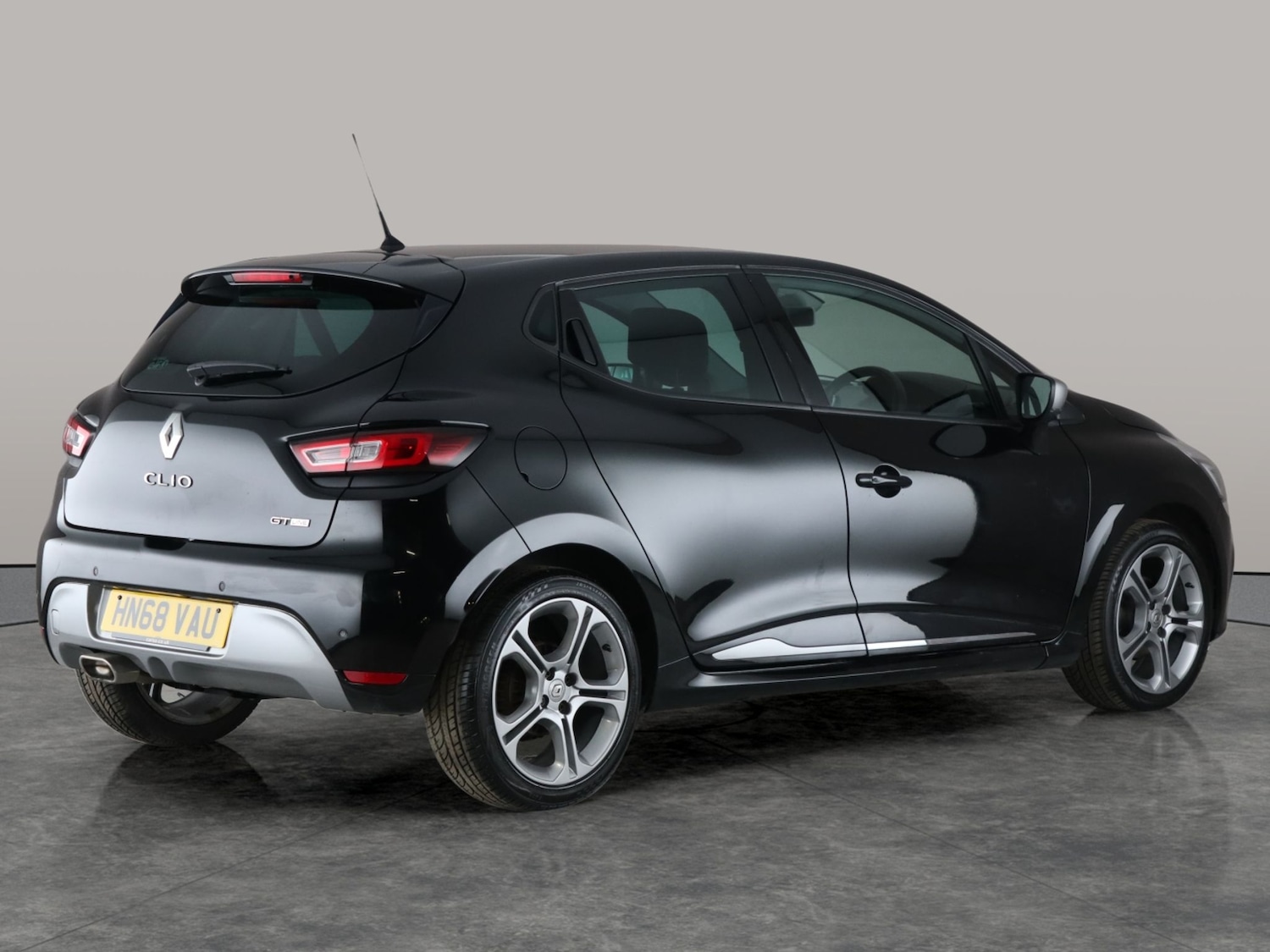 Used Renault Clio 2018 for sale - 76480135: Photo 10
