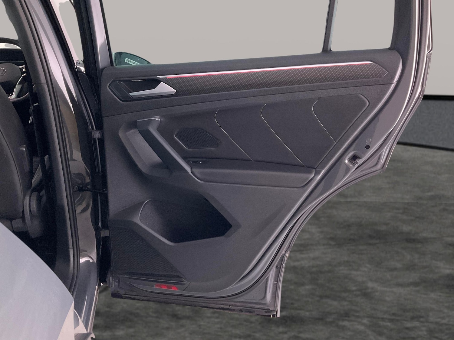 Used Volkswagen Tiguan 2020 for sale - 76575457: Photo 35