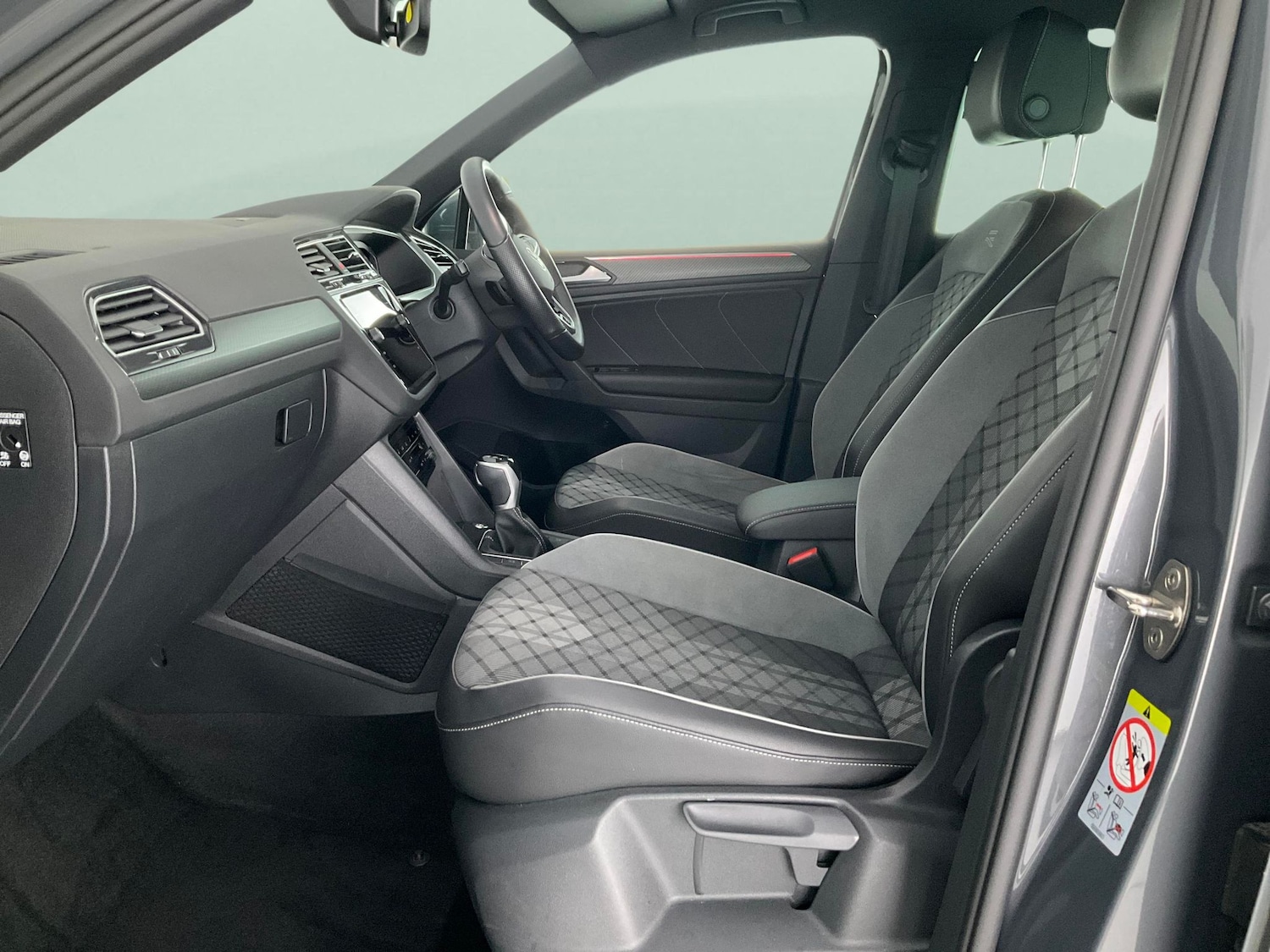 Used Volkswagen Tiguan 2020 for sale - 76575457: Photo 4