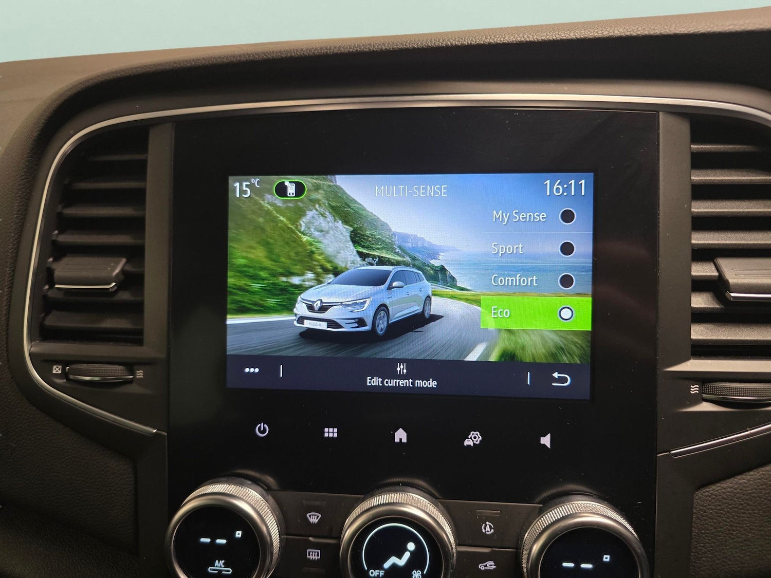 Used Renault Megane 2021 for sale - 76773762: Photo 16