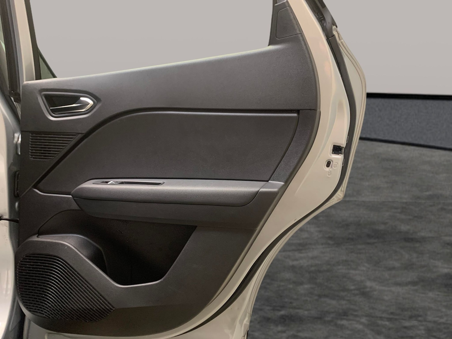 Used Renault Captur 2023 for sale - 77269752: Photo 26