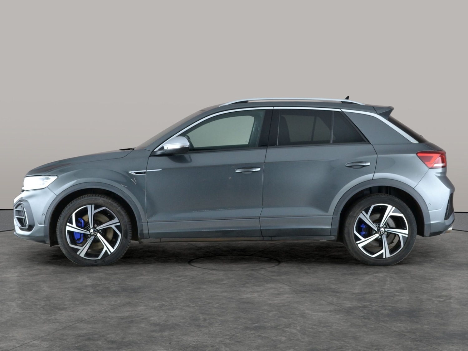 Used Volkswagen T-Roc 2023 for sale - 77127941: Photo 13